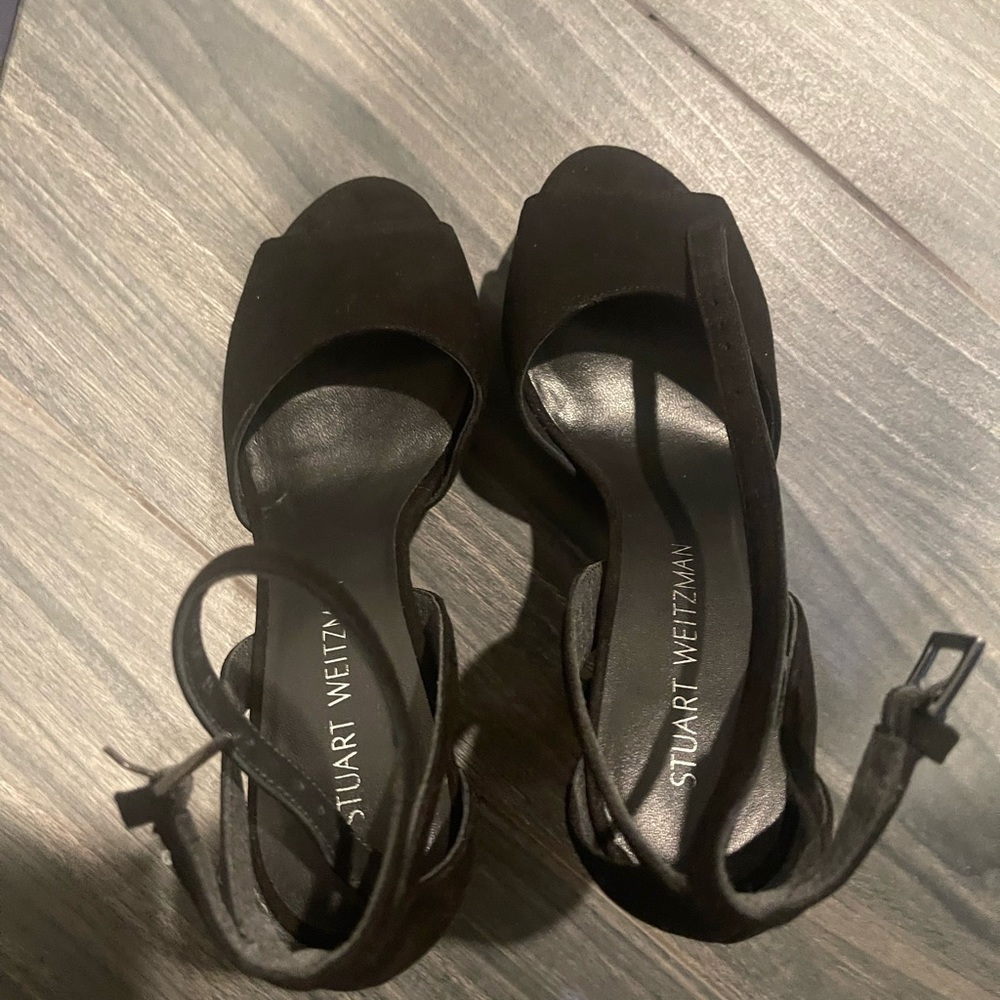 Brand new high heel
